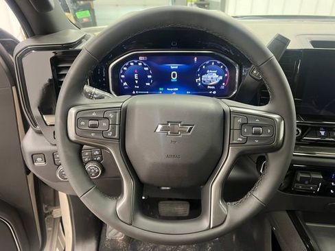 New 2026 Chevrolet Silverado 2500 ZR2 w/ LPO, Dark Essentials Package AWD/4WD image 7