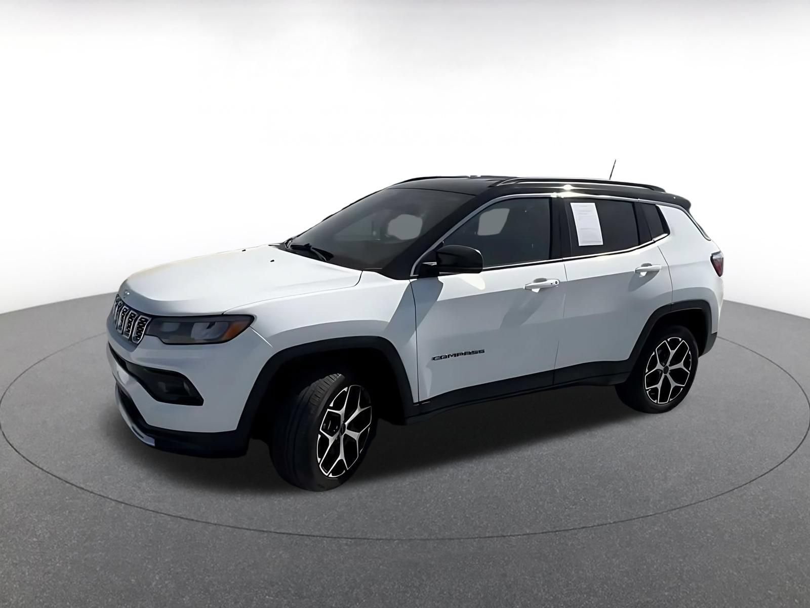 Used 2025 Jeep Compass Limited AWD/4WD image 6