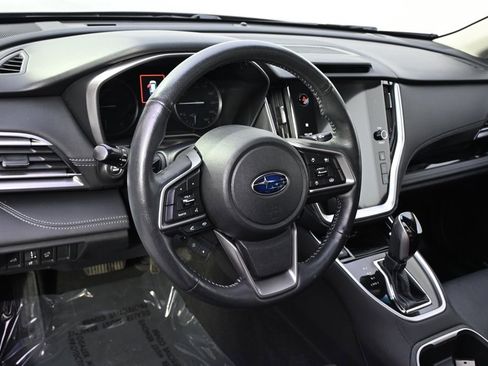 Used 2022 Subaru Outback Limited image 11