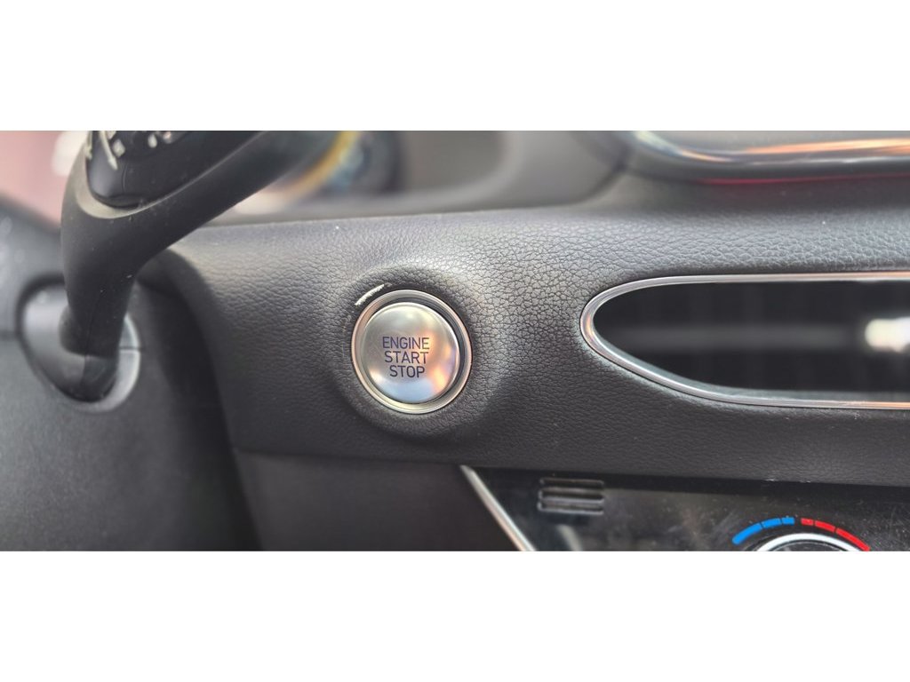 Used 2022 Hyundai Sonata Limited FWD image 13