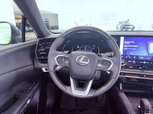 Certified 2023 Lexus RX 350 Premium Plus w/ Accessory Package AWD/4WD image 21