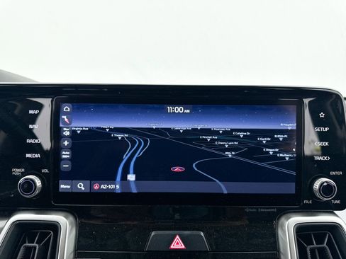 Used 2022 Kia Sorento S w/ Panoramic Sunroof Package image 5