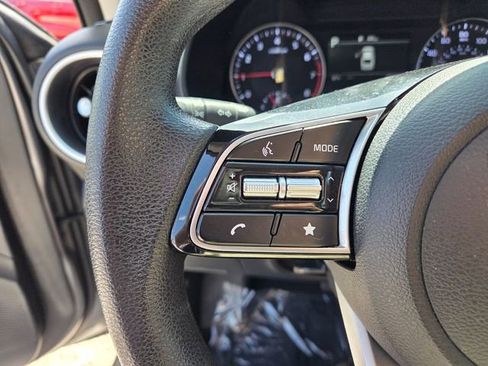 Used 2024 Kia Forte LXS image 27