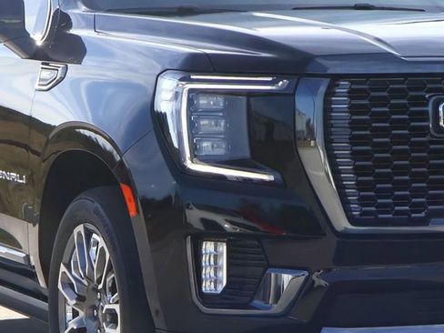 Used 2024 GMC Yukon Denali Ultimate image 7