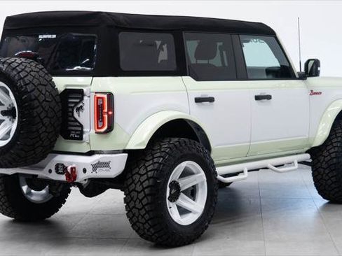 Used 2025 Ford Bronco Badlands AWD/4WD image 5