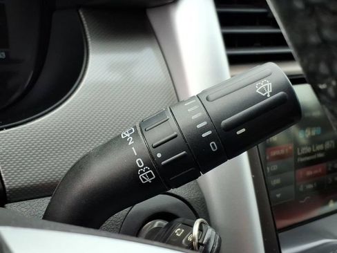 Used 2013 Ford Edge SEL FWD image 25