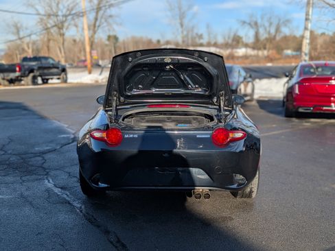 Used 2021 MAZDA MX-5 Miata Grand Touring image 36