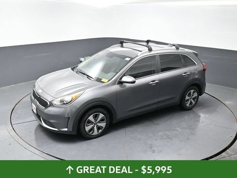 Used 2018 Kia Niro LX FWD image 43