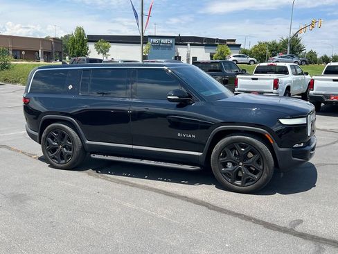 Used 2024 Rivian R1S Adventure AWD/4WD image 5