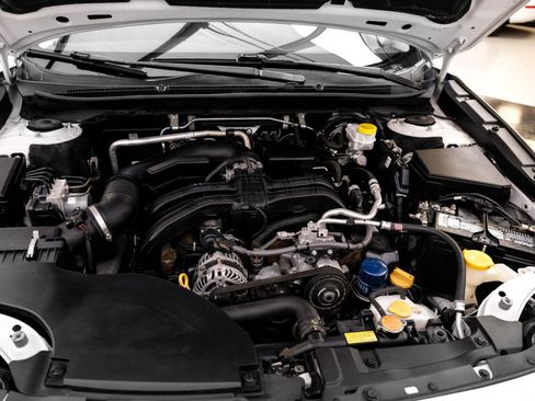 Used 2020 Subaru Outback Premium image 44