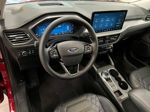 New 2024 Ford Escape SE w/ PHEV Premium Package FWD image 16