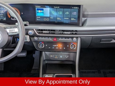 Used 2025 Hyundai Sonata SEL FWD image 19