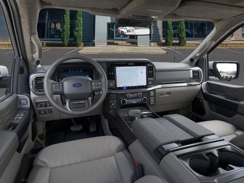 New 2025 Ford F150 Platinum w/ Equipment Group 703A Plus AWD/4WD image 9