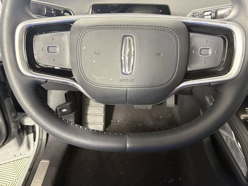 Used 2026 Lincoln Nautilus Premier w/ Equipment Group 102A AWD/4WD image 9