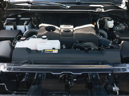 Used 2023 Toyota Tundra SR5 AWD/4WD image 57