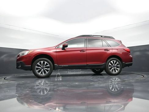 Used 2017 Subaru Outback 2.5i Limited AWD/4WD image 53