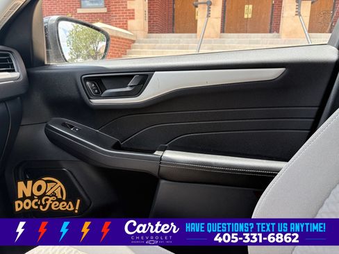 Used 2022 Ford Escape SE w/ SE Sport Appearance Package AWD/4WD image 34