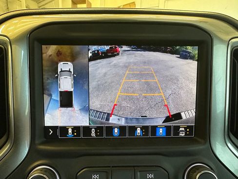Used 2020 Chevrolet Silverado 2500 LTZ w/ LTZ Plus Package AWD/4WD image 5