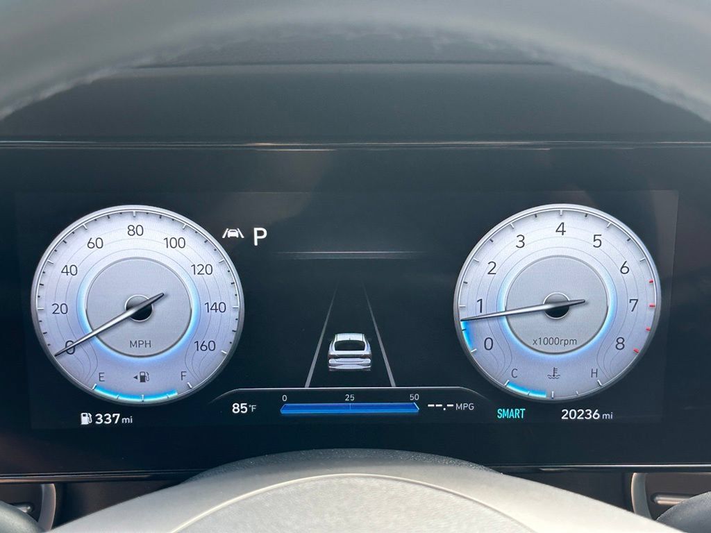 Certified 2023 Hyundai Elantra SEL w/ Convenience Package FWD image 18