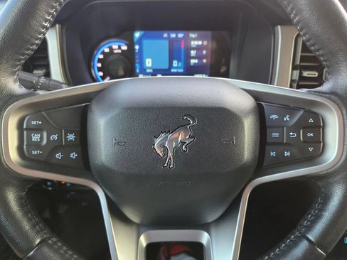 Used 2021 Ford Bronco Outer Banks AWD/4WD image 11