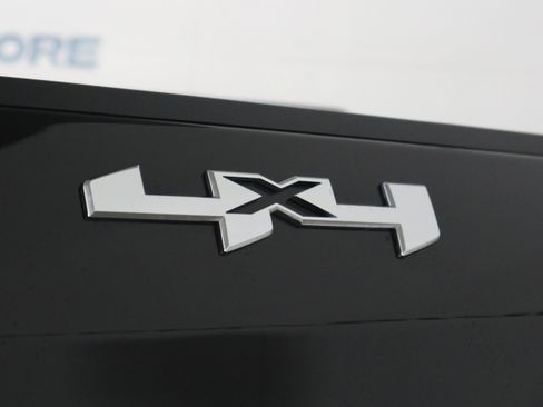 Used 2024 GMC Sierra 1500 SLT w/ SLT Premium Package image 35