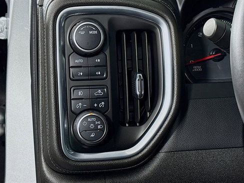 Certified 2022 Chevrolet Silverado 2500 LTZ w/ LTZ Plus Package image 11