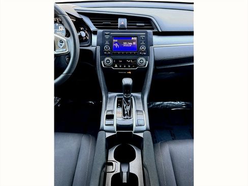 Used 2016 Honda Civic LX image 9