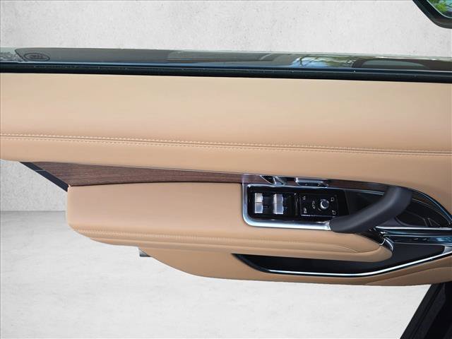 New 2026 Land Rover Range Rover SE AWD/4WD image 29