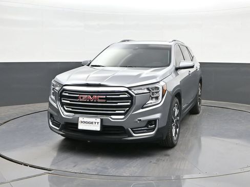 Used 2023 GMC Terrain SLT w/ Infotainment Package II FWD image 30