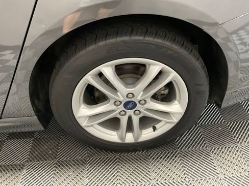 Used 2018 Ford Fusion S FWD image 41