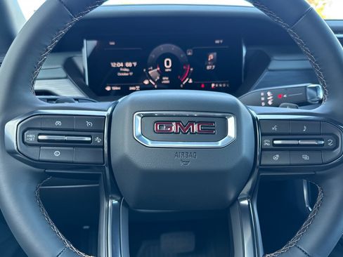 Used 2026 GMC Acadia AT4 w/ LPO, Floor Liner Package AWD/4WD image 25