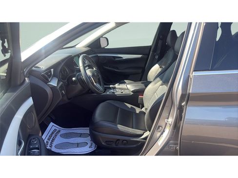 Used 2021 INFINITI QX50 Luxe AWD/4WD image 10
