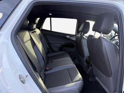 Certified 2023 Volkswagen ID.4 Pro S image 18