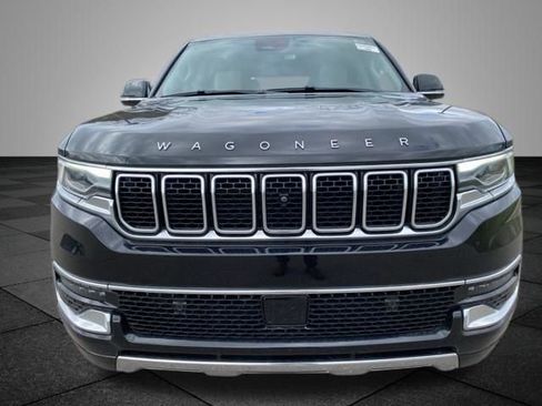 Used 2024 Jeep Wagoneer Series III w/ Premium Group I AWD/4WD image 13