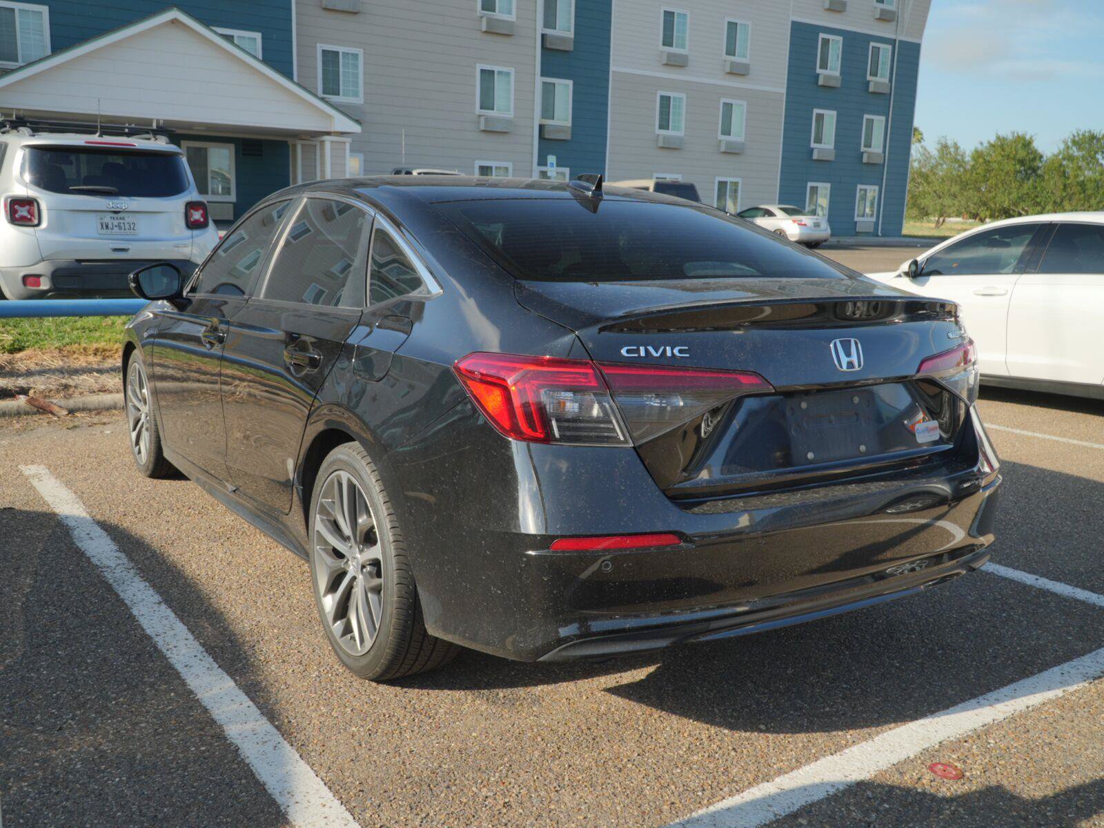 Used 2024 Honda Civic Touring image 5