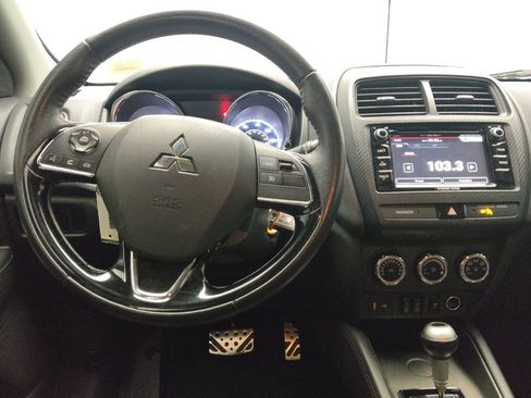 Used 2018 Mitsubishi Outlander Sport LE image 22