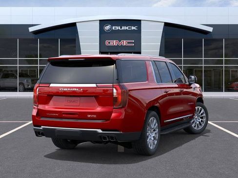 New 2026 GMC Yukon XL Denali w/ LPO, Floor Liner Package RWD image 4