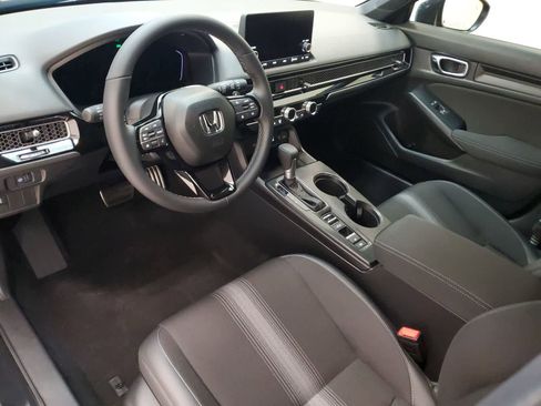 Certified 2025 Honda Civic Sport image 2