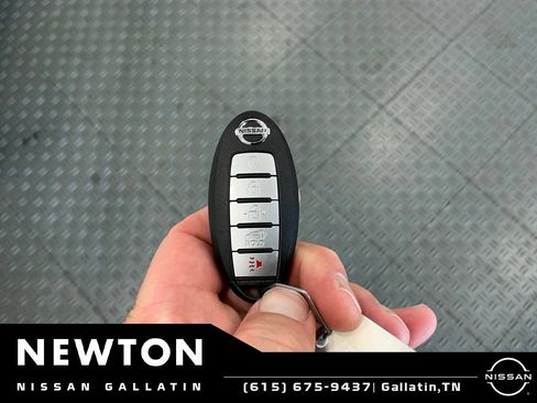 Used 2019 Nissan Pathfinder Platinum FWD image 46