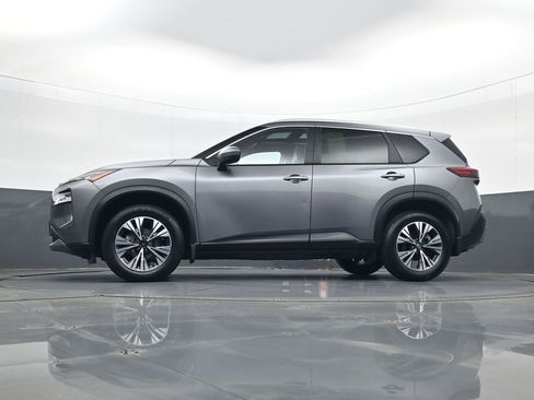 Used 2023 Nissan Rogue SV w/ SV Premium B Package image 28