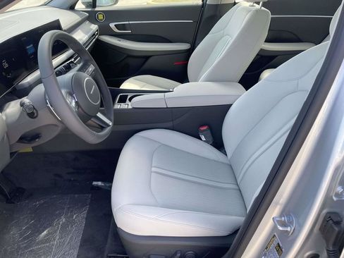 New 2026 Hyundai Sonata SEL FWD image 11