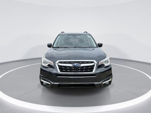 Used 2018 Subaru Forester 2.5i Touring w/ Popular Package #3B AWD/4WD image 3