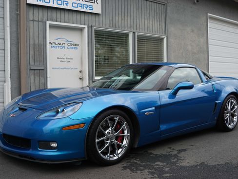 Used 2009 Chevrolet Corvette Z06 w/ Preferred Equipment Group image 4
