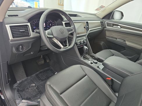 Certified 2023 Volkswagen Atlas SE AWD/4WD image 17