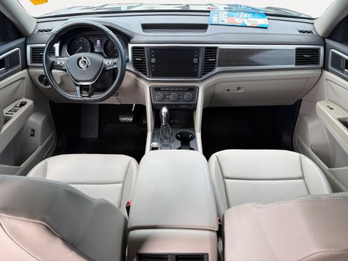 Used 2019 Volkswagen Atlas SE FWD image 3