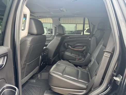 Used 2018 Chevrolet Tahoe Premier AWD/4WD image 16