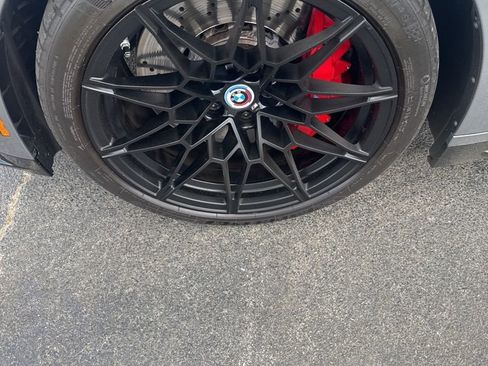 Used 2022 BMW M4 xDrive Competition image 2