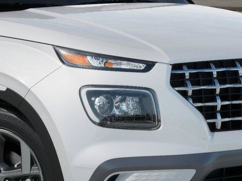 New 2026 Hyundai Venue SEL FWD image 9