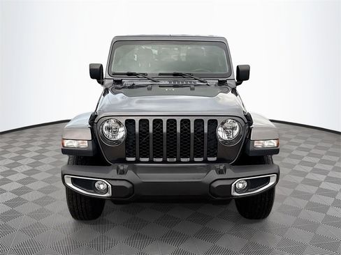 Used 2021 Jeep Gladiator Sport image 2