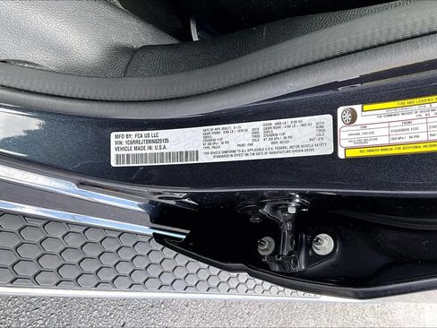Used 2021 RAM 1500 Laramie RWD image 34